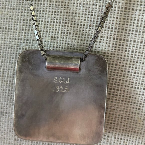 Jade and silver pendant necklace and bangle bracelet Set - Picture 8 of 9